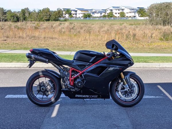 Review of the Ducati 1098S as a Daily Rider